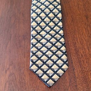 Ermenegildo Zegna Black and Gold Geometric Tie